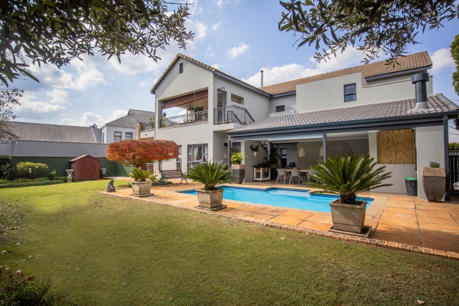 3 Bedroom Property for Sale in The Coves North West